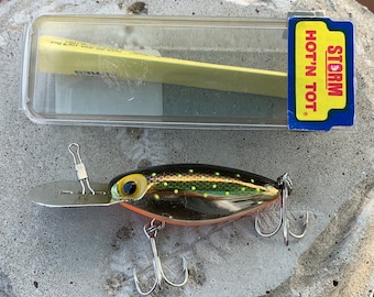 Storm Hot N Tot Pre Rapala AH126 in Correct Box Gold w/ Chartreuse Specks Tough Nice!