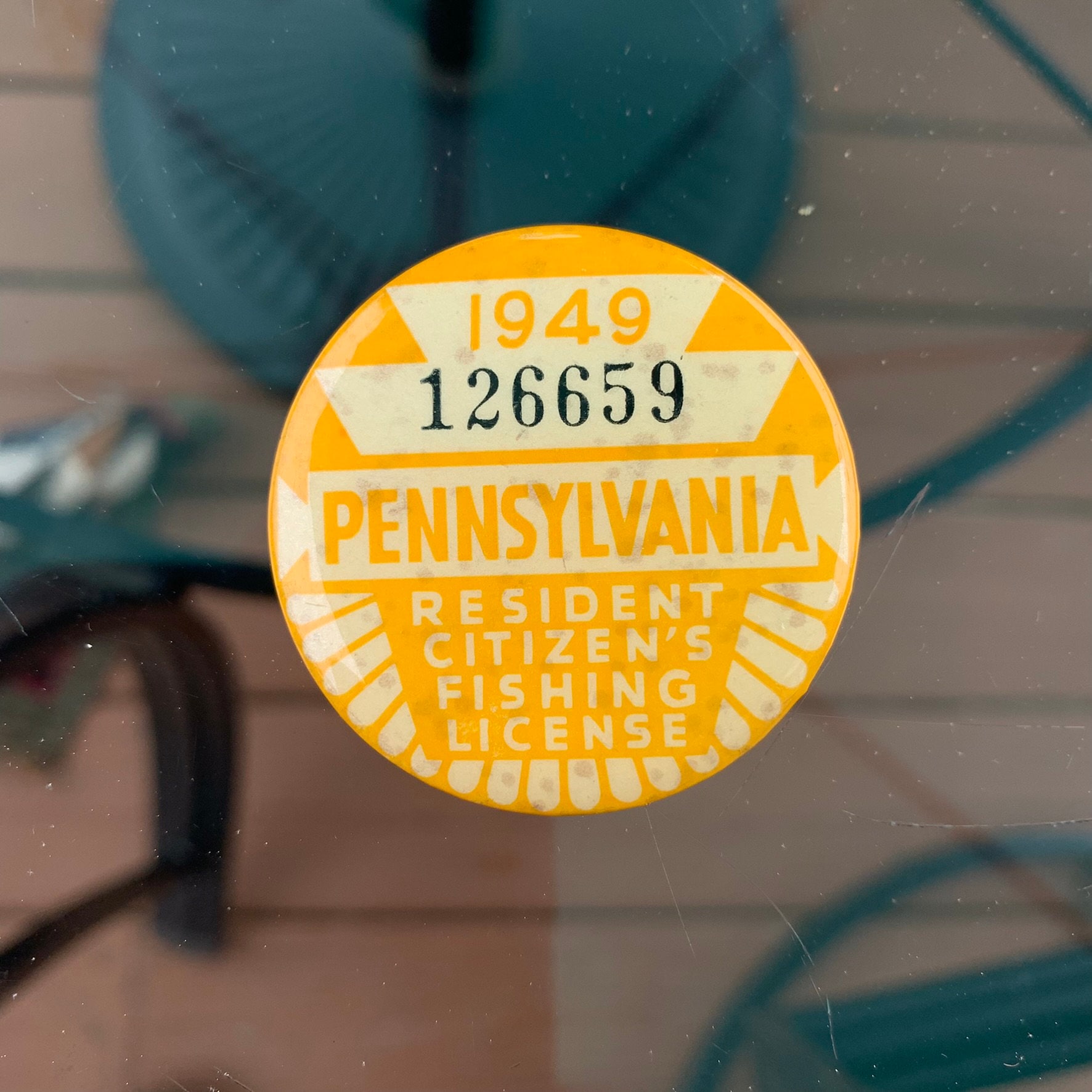 1949 Pennsylvania Fishing License Badge Button Pin Nice 