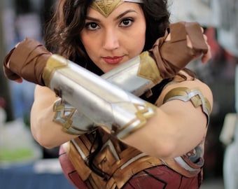 ワンダーウーマンのコスプレ衣装 DCコミックス 高品質フォーム