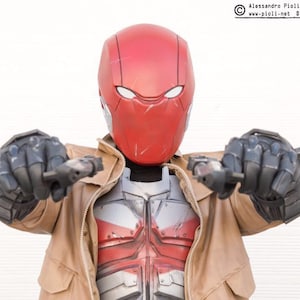 Cosplay casco Red Hero injustice2 (RESINA CALCA)
