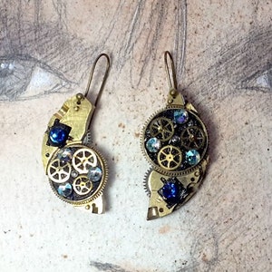 Steampunk earrings, art-deco, gustav Klimt style ,gears, resin & blue swarovski strass crystal cabs for pierced ears or not pierced image 1