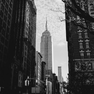 Empire State Building Print | New York City Photography | Large Wall Art | Manhattan | Urban Architecture Print