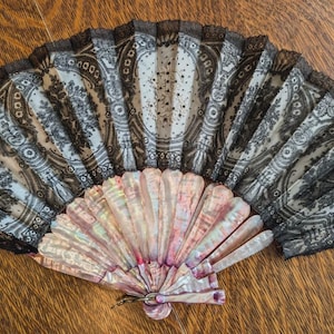 19th Century Black Chantilly Lace & Mother of Pearl Fan - Swiss Dot Monogram