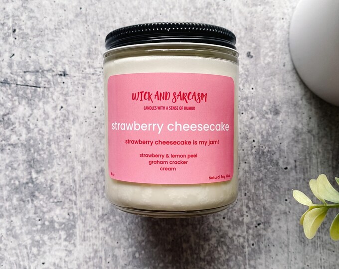 Strawberry Cheesecake Candle - Strawberry Candle - Dessert Candle - Soy Wax Candle