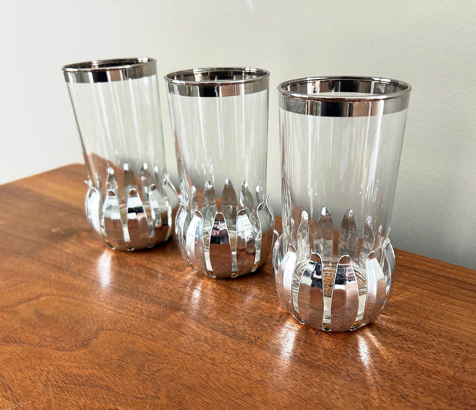Vintage Set of 3 Mid Centuury Dorothy Thorpe Tumblers With Lotus