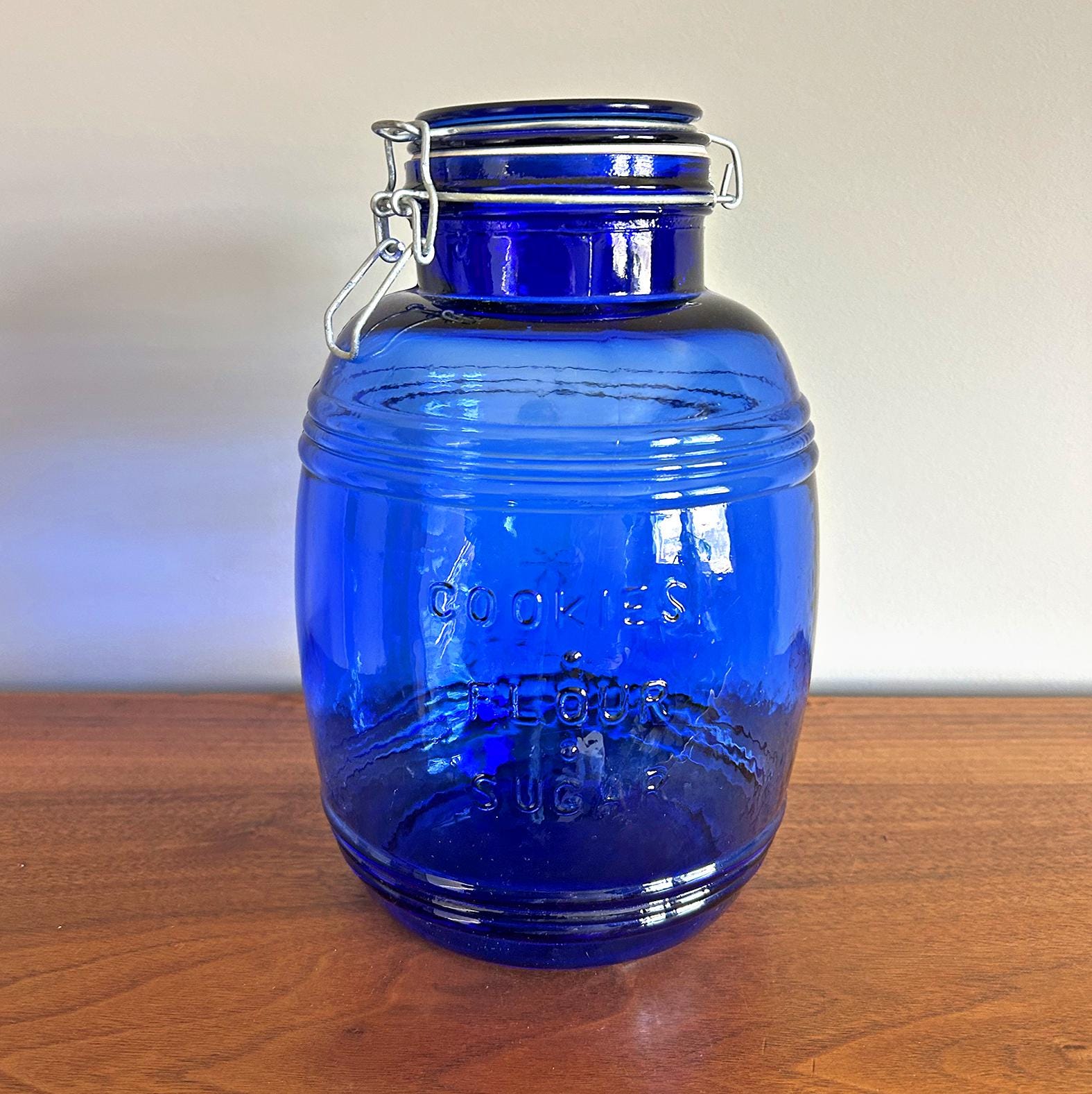Vintage Uncle Ezra's Cracker Barrel Style 4 Quart Cobalt Blue