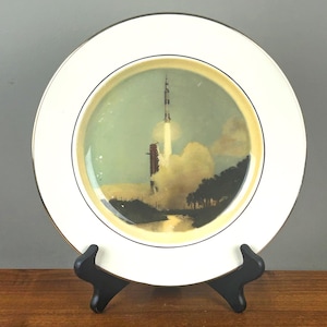 Vintage Saturn Rakete Start Souvenir Space Racing Platte