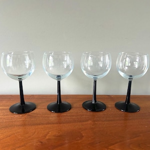 Vintage Luminarc Domino Black Stem Wine Glasses Made in France - Set of 4