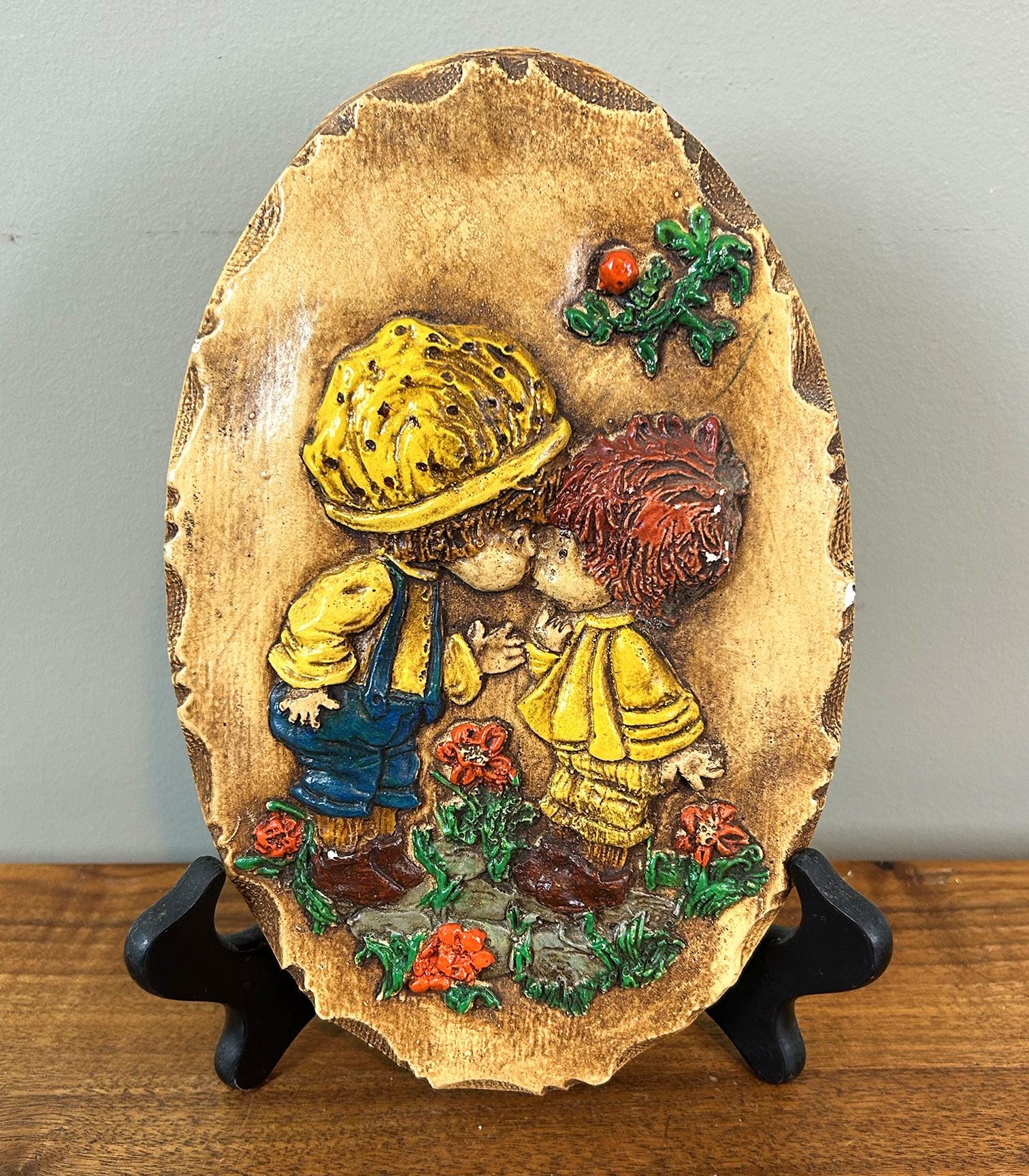 Vintage Oval Chalkware Wall Plaque Holly Hobby First Kiss - Etsy