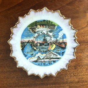 Vintage Sault Ste Marie Michigan Collectible Souvenir Plate 5 1/8"