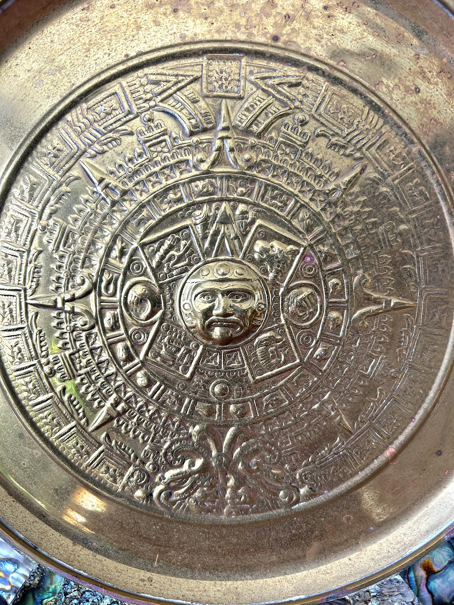 アバロンシェル装飾アステカカレンダープレート Vintage Abalone Shell Bordered Brass Mayan Calendar Tray Mexican