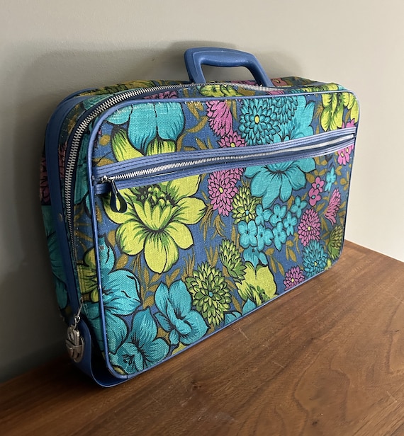 Vintage 1960's Bantam Travelware Small Suitcase / Overnight Bag - Etsy