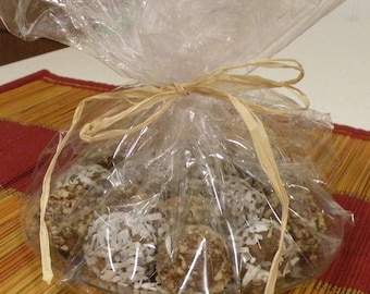 Tasty Gifts No-Bake Date Nut Bites - A downloadable PDF or JPEG Eating Cleaner healthy dessert energy ball and holiday recipe file