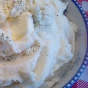 Incredibly Creamy Low Carb-Keto Mashed Cauliflower