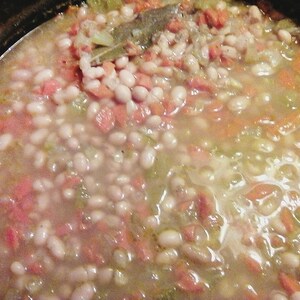 Tuscan Bean and Rosemary Soup downloadable PDF or JPEG Eating Cleaner recipe file