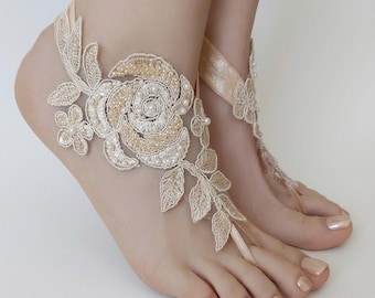 Bruidschoenen, zomerschoenen, strandschoenen, blootsvoets bruidssandalen, kralen, champagnekleurige veterschoenen, bruiloftsandalen, bruidsaccessoires, bruidsmeisjes