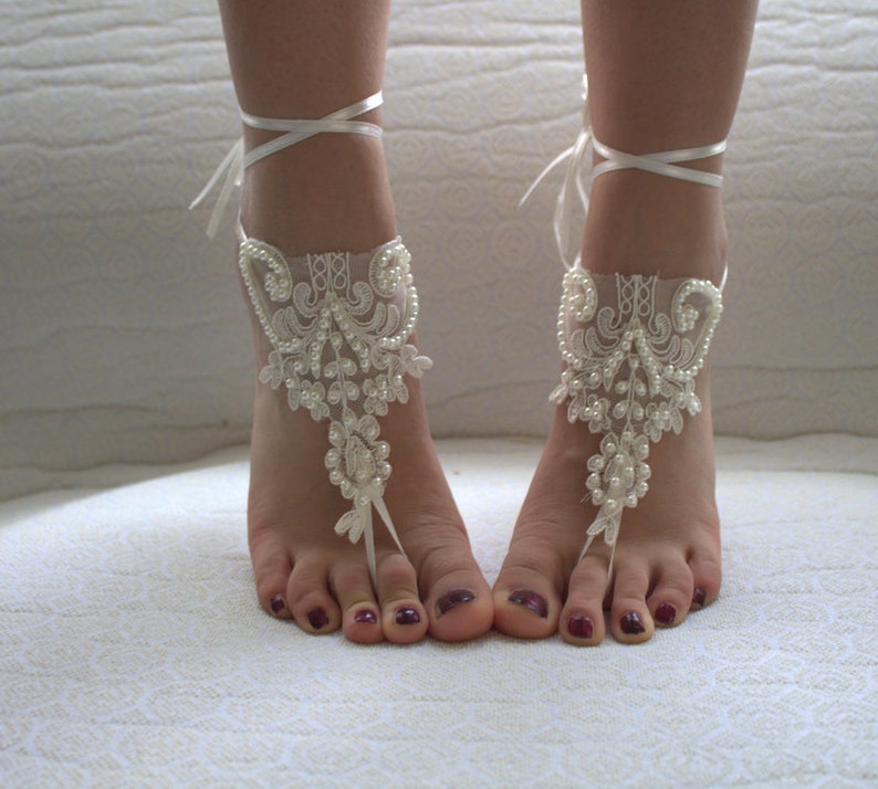 Wedding shoe,summer shoe,bridal shoes,barefoot sandal,foot jewelry,Beaded ivory lace wedding sandals, image 2