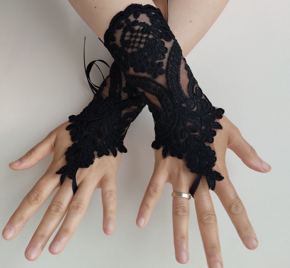 Gothic Black Lace Wedding Gloves Costume Gloveshalloween | Etsy