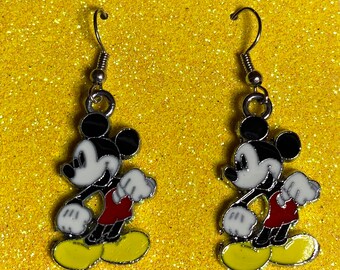 Disney earrings, Disney jewelry, Mickey Mouse, Fish extenders, Disney cruise, Disneyworld, Disneyland, Mickey Mouse earrings