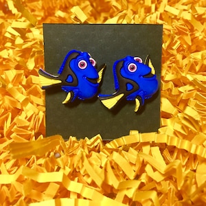 Disney earrings, Disney jewelry, Dory earrings, Finding Nemo, Finding Dory, Fish extenders, Disney cruise