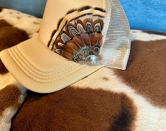 Feather Trucker Hat/Western trucker hat/Tan mesh trucker hat/Trendy feather hat/Cowgirl trucker hat/Feather fan hat