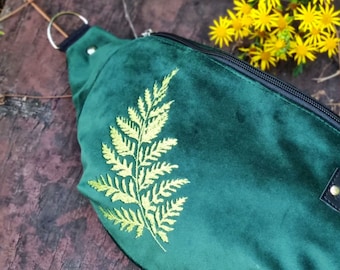 Embroidered green fern hip bag, Greenery fanny pack, Nature lover boom bag, Green velvet hip pouch with embroidered forest fern motif