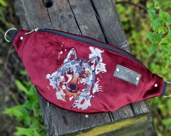 Red wolf fanny pack, Embroidered wolf hip bag, Cherry red bum bag, Wild wolf belly bag, Dark red velvet crossbody bag with wolf motif