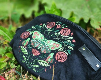 Fanny pack green butterfly, Embroidered black velvet hip bag, Cute moth accessories, Night butterfly bum bag, Unique festival accessory