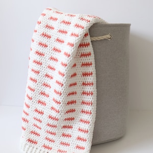 Crochet Modern Dash Baby Blanket