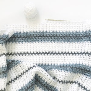 Modern Double Crochet V-Stitch Blanket Pattern