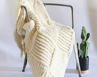 Crochet Giant Basketweave Throw in Velvet Plus Pattern