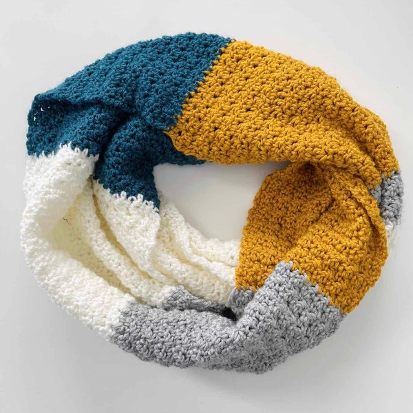 Beginner Crochet Color Block Infinity Scarf Pattern