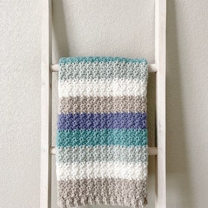 Crochet Sea Stripes Baby Blanket Pattern image 3