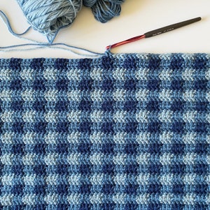 Crochet Mini-Checked Gingham Baby Blanket Pattern image 2