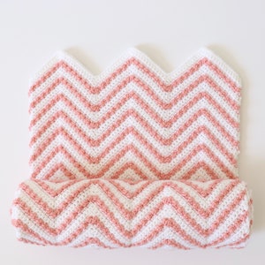 Crochet Berry Chevron Baby Blanket Pattern image 5