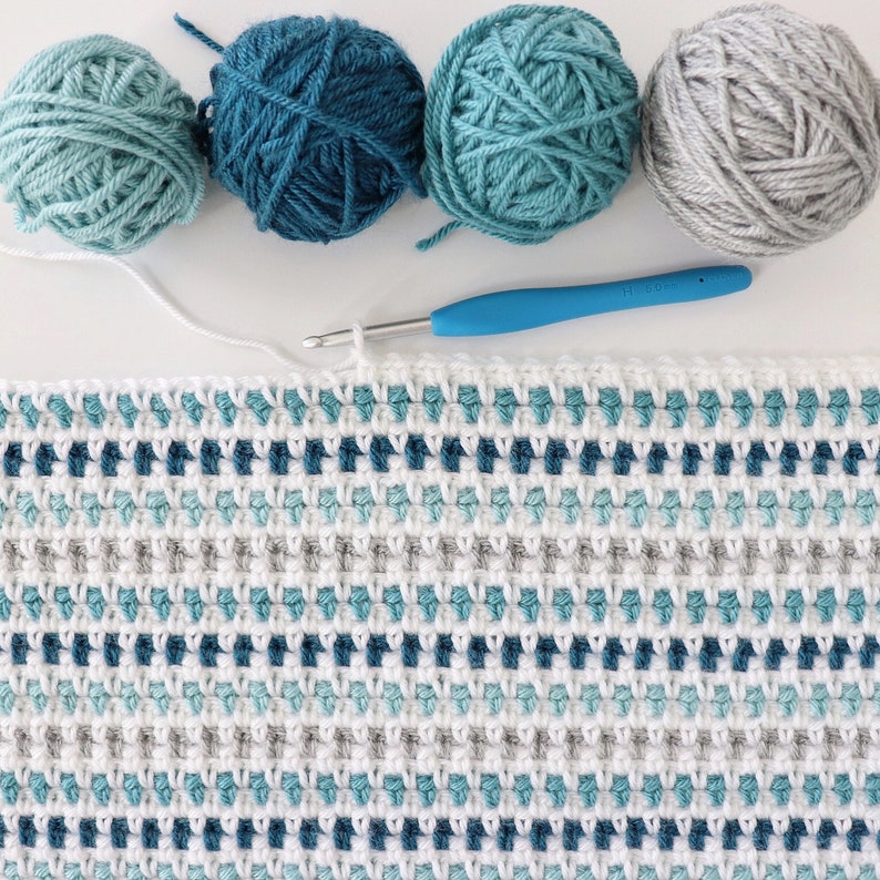 Crochet Speckled Moss Stitch Baby Blanket Pattern image 1