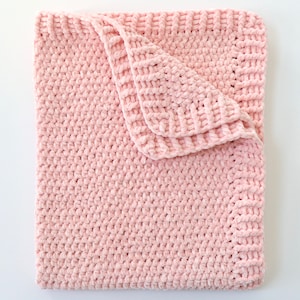 Easy Chunky Crochet Velvet Blanket Pattern image 1