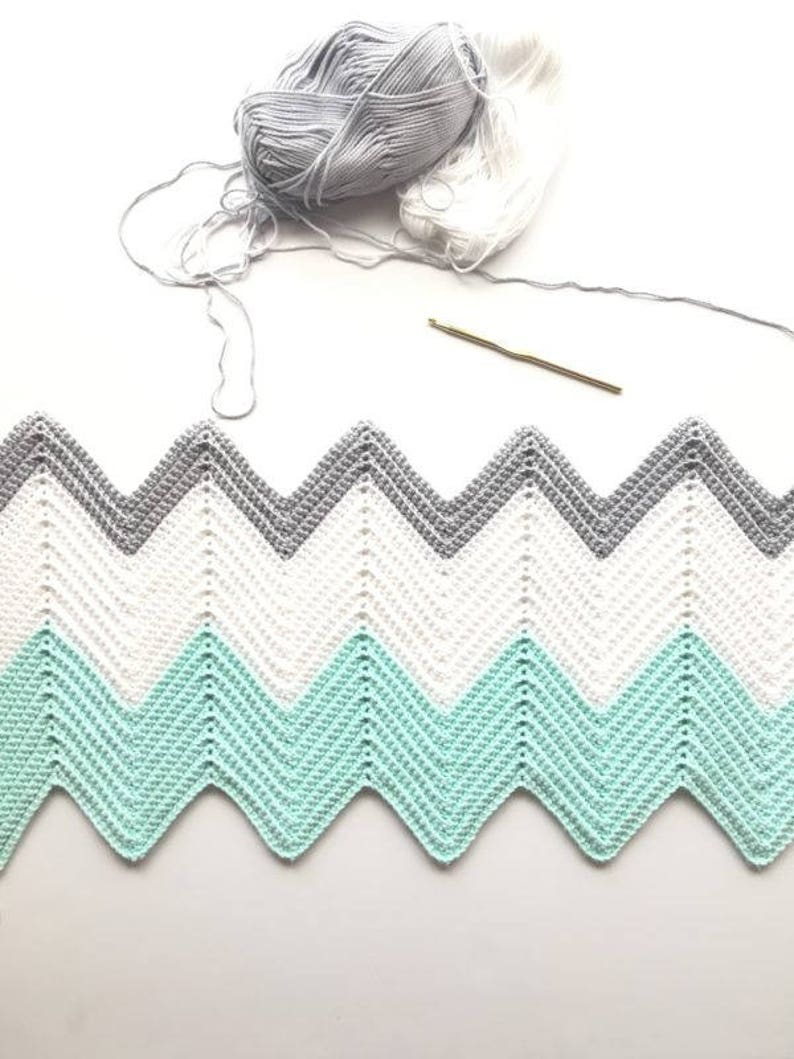 Crochet Chevron Blanket Pattern image 2