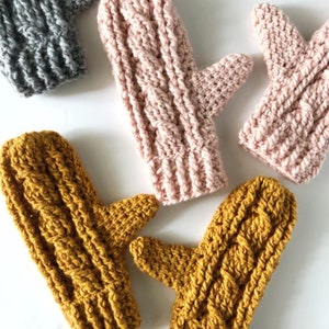 Crochet Cable Twist Mittens