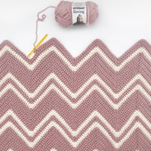 Crochet Pink Chevron Throw Pattern image 1