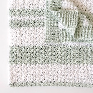 Crochet Sedge Stitch Baby Blanket Pattern image 4