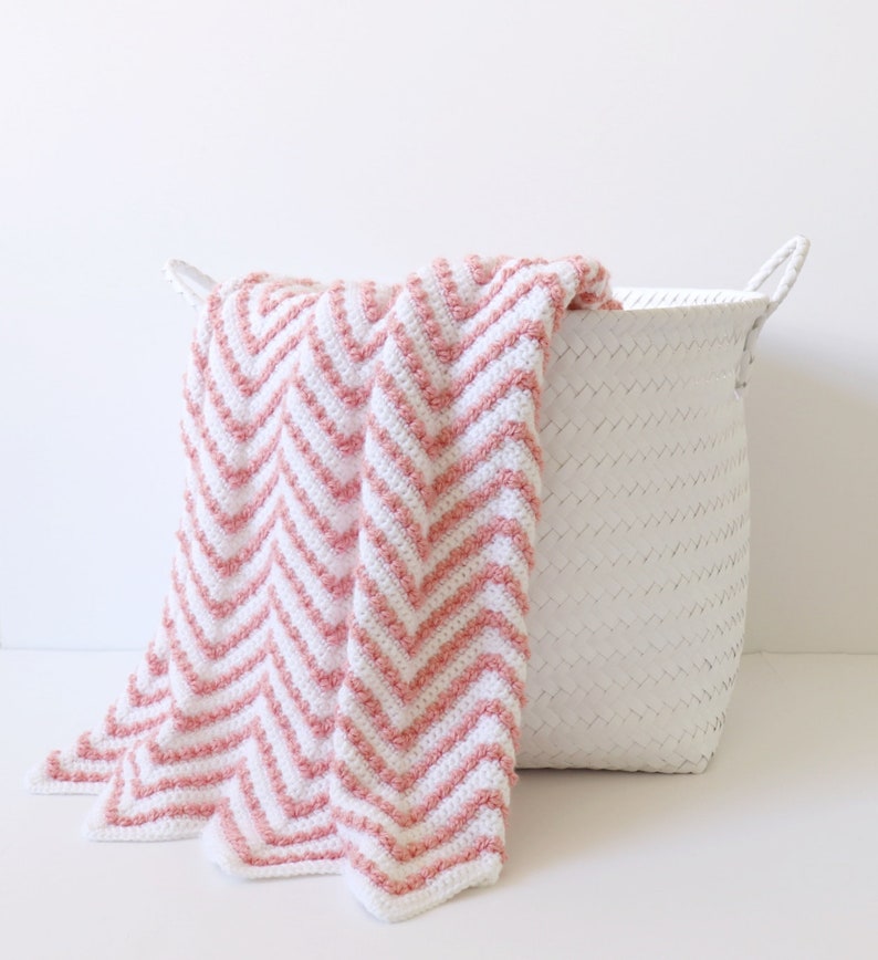 Crochet Berry Chevron Baby Blanket Pattern image 1