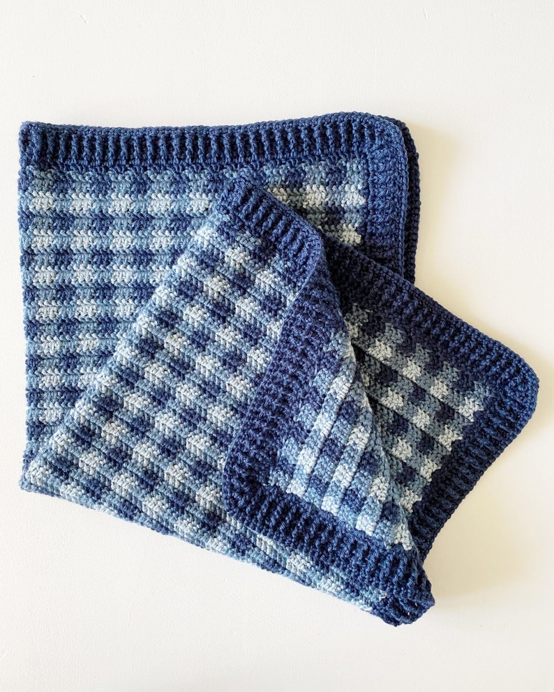 Crochet Mini-Checked Gingham Baby Blanket Pattern image 1