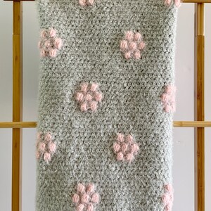 Crochet Hygge Flower Puffs Baby Blanket Pattern image 3