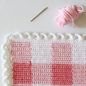 Crochet Pink Gingham Blanket Pattern image 2