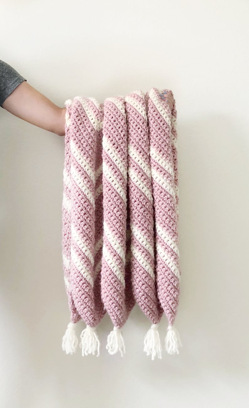 Crochet Pink Chevron Throw Pattern image 3