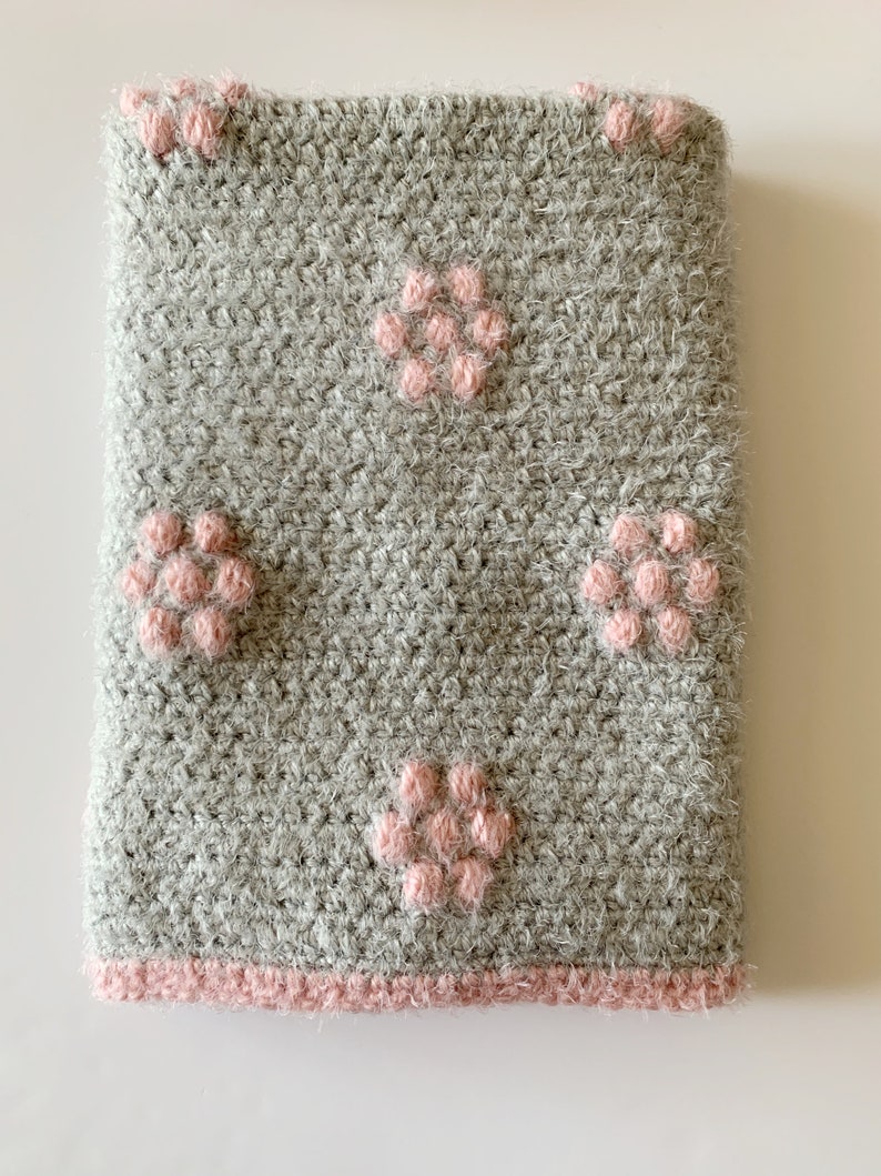 Crochet Hygge Flower Puffs Baby Blanket Pattern image 4