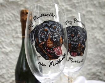 Dos flautas para brindar con forma de mascota, pintadas a mano y personalizadas