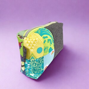 Trousse de maquillage en patchwork de lin vert et gris, trousse de toilette carrée