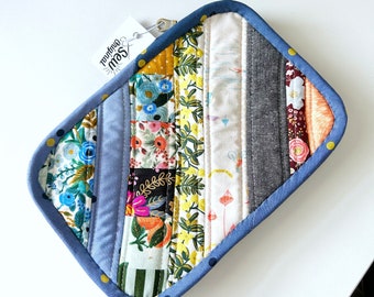 Quilted Patchwork Organizer, Zippered Pouch, Quilted Organizer
